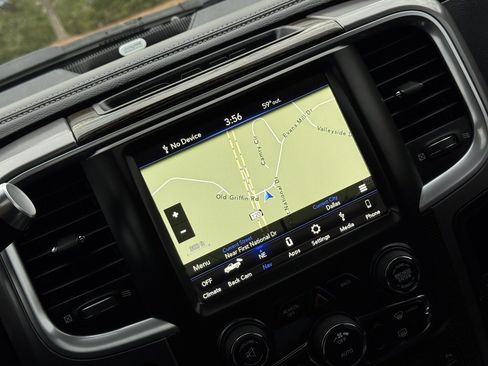 Used 2018 RAM 2500 Limited image 28