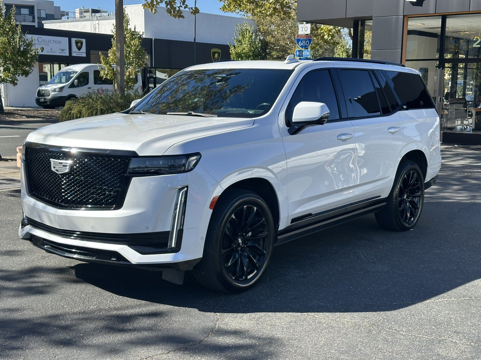 Used 2021 Cadillac Escalade Sport Platinum w/ LPO, ONYX Package AWD/4WD image 2