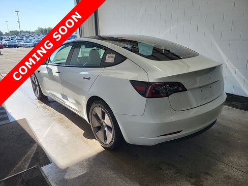 Used 2023 Tesla Model 3 Standard Range RWD image 3