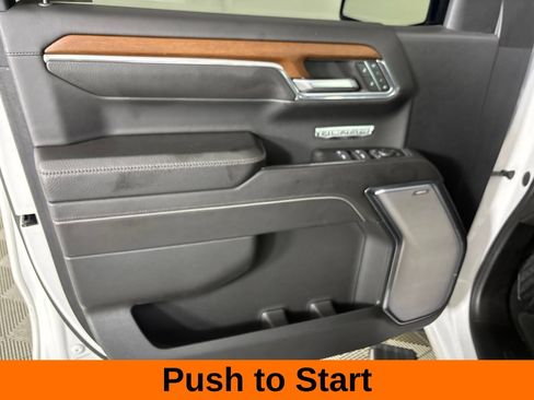 Used 2023 GMC Sierra 1500 Denali w/ Denali Reserve Package AWD/4WD image 10