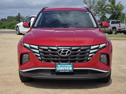 Used 2022 Hyundai Tucson SEL FWD image 2