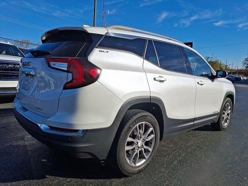 Used 2022 GMC Terrain SLT w/ Infotainment Package II image 6