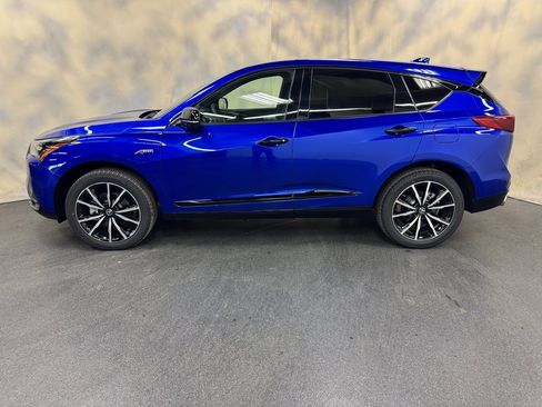 Used 2025 Acura RDX A-Spec image 3
