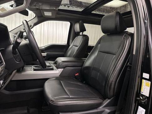 Used 2021 Ford F250 Lariat w/ Lariat Ultimate Package AWD/4WD image 15
