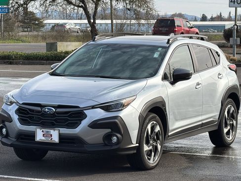 Used 2025 Subaru Crosstrek 2.5i Limited w/ Crosstrek Mirror Package image 8