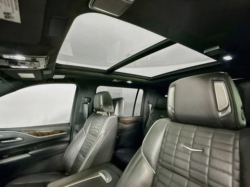 Used 2022 Cadillac Escalade ESV Sport Platinum RWD image 24