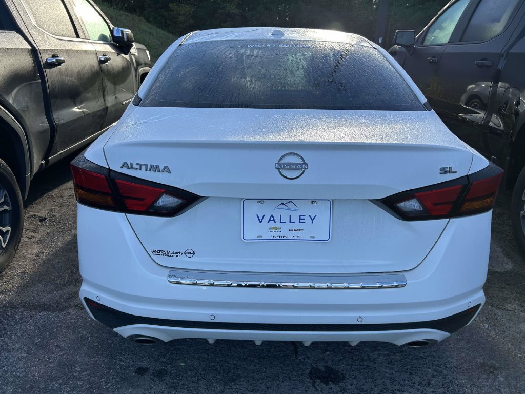 Used 2023 Nissan Altima 2.5 SL FWD image 4