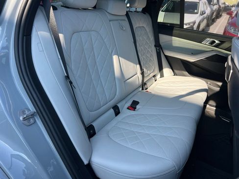 Used 2024 BMW X5 M60i AWD/4WD image 41