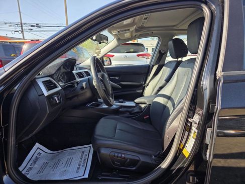 Used 2015 BMW 320i Sedan RWD image 12