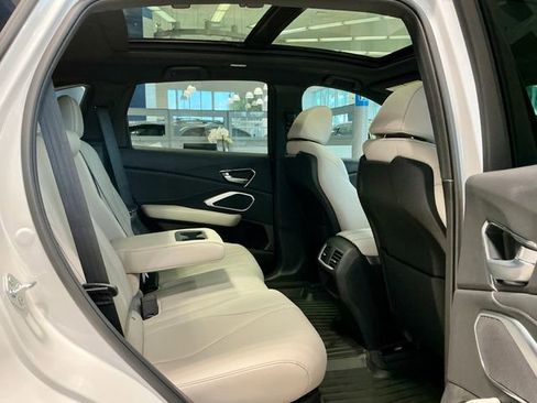 New 2026 Acura RDX SH-AWD image 11