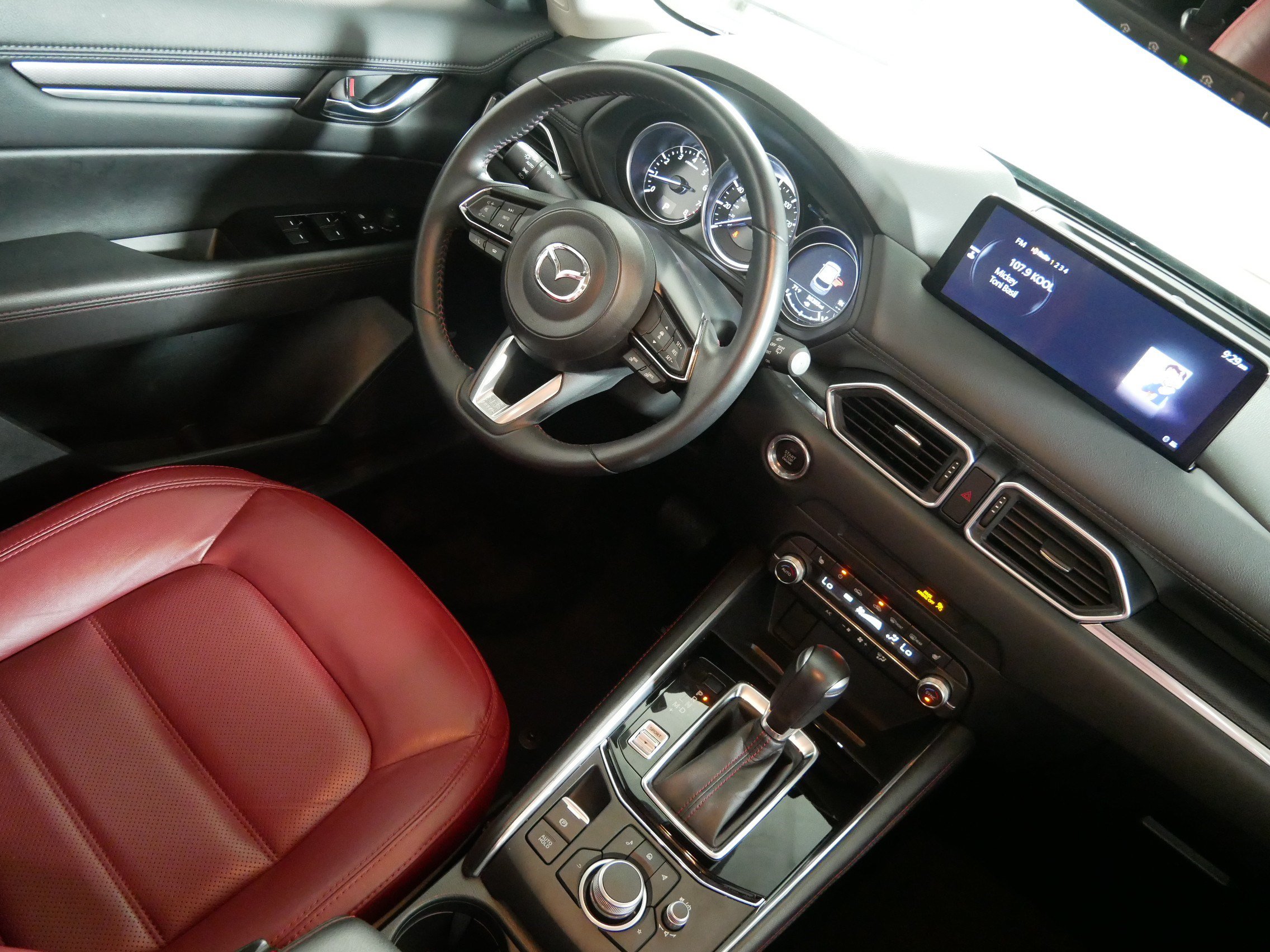 Certified 2025 MAZDA CX-5 Carbon Edition AWD/4WD image 9