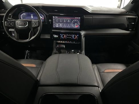 Used 2024 GMC Sierra 1500 AT4 w/ Technology Package image 23