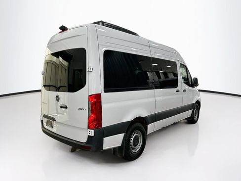 Used 2025 Mercedes-Benz Sprinter 2500 image 8