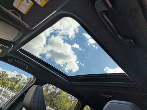 New 2025 Subaru Forester Touring image 21