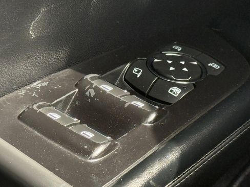 Used 2019 Lincoln Nautilus Reserve image 31