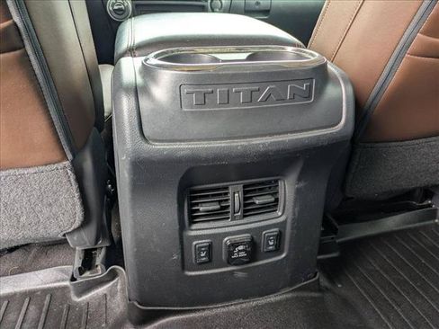 Used 2017 Nissan Titan Platinum Reserve AWD/4WD image 17