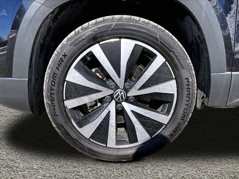 Used 2022 Volkswagen Taos SE image 7