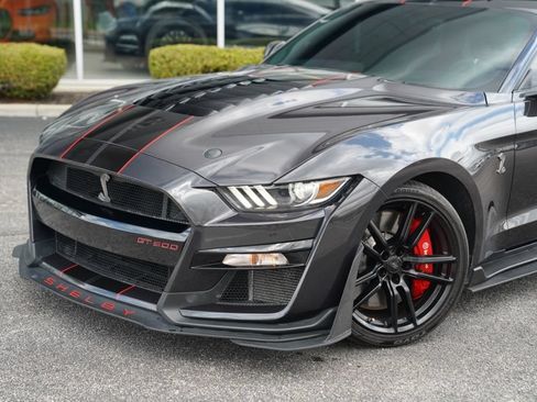 Used 2022 Ford Mustang Shelby GT500 w/ Technology Package RWD image 2