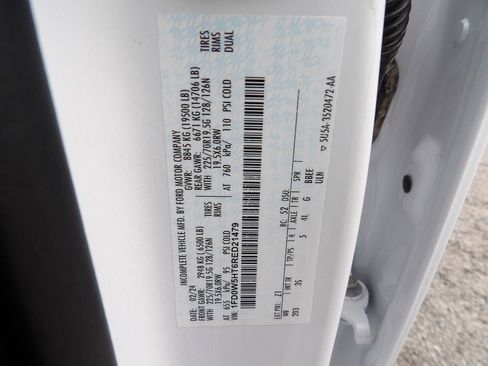 Used 2024 Ford F550 4x4 Crew Cab Super Duty w/ XLT Value Package image 63