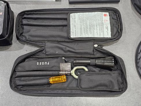 Used 2021 Ferrari SF90 Stradale image 38