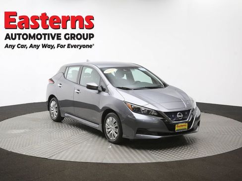 Used 2022 Nissan Leaf S image 48