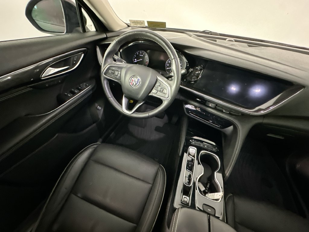 Used 2021 Buick Envision Essence w/ Sport Touring Package FWD image 9