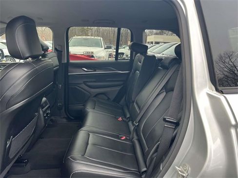 Certified 2023 Jeep Grand Cherokee Limited image 14