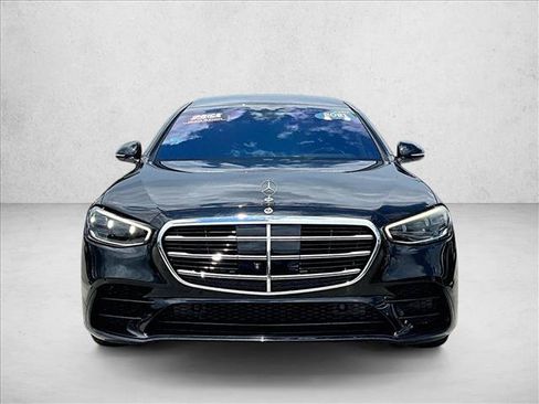 Used 2021 Mercedes-Benz S 580 4MATIC Sedan w/ AMG Line image 3