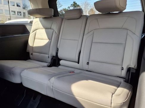 New 2026 Lincoln Navigator Reserve image 11