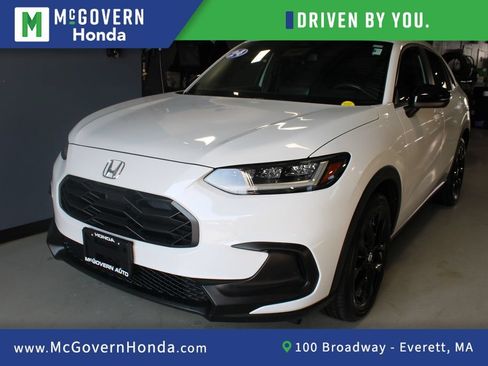 Used 2024 Honda HR-V Sport image 1