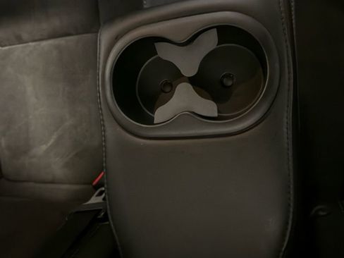 Used 2017 Dodge Challenger GT w/ Technology Group image 27