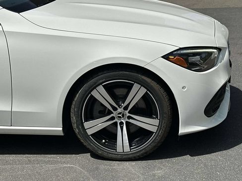 Used 2025 Mercedes-Benz C 300 4MATIC Sedan image 9