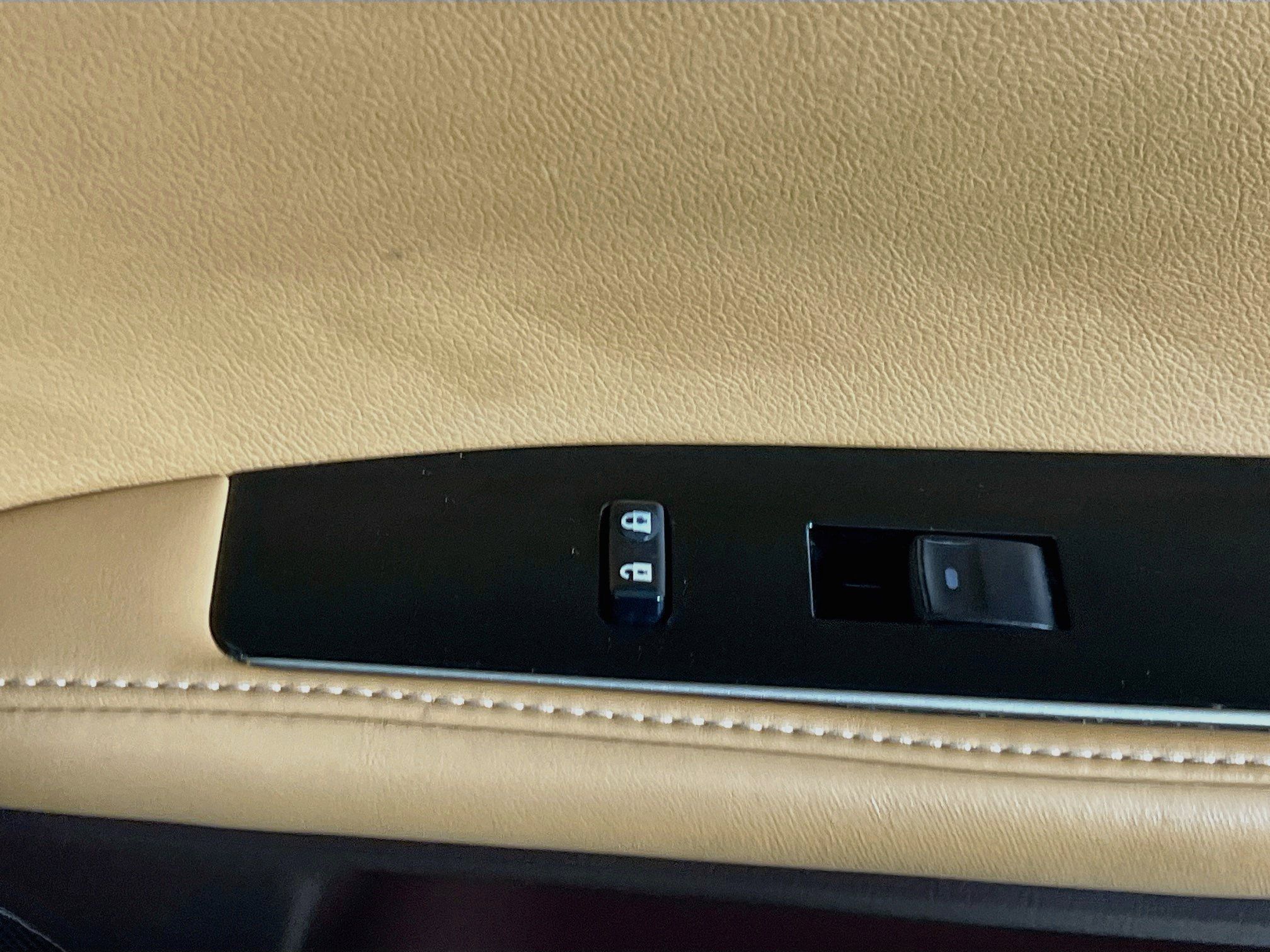 Used 2018 Lexus ES 350 w/ Premier Package FWD image 32