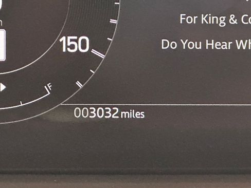 Used 2024 Land Rover Discovery Dynamic SE image 19