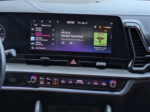 Used 2024 Kia Sportage SX image 21