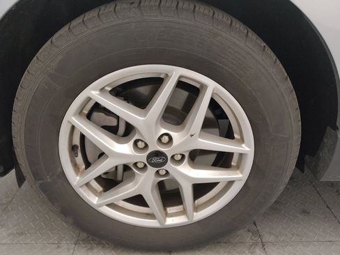 Used 2024 Ford Edge SEL image 31