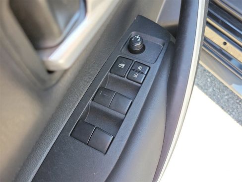 Used 2020 Toyota Corolla SE image 14