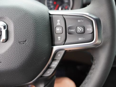 Certified 2026 RAM 2500 Big Horn AWD/4WD image 32