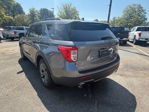 New 2024 Ford Explorer XLT w/ Equipment Group 202A image 6