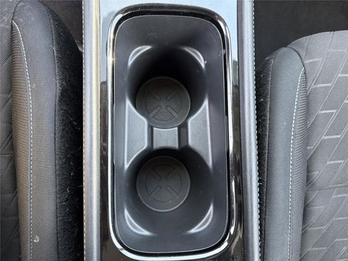 Used 2023 Nissan Kicks SV FWD image 12