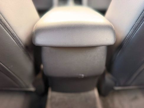 Used 2024 MAZDA MAZDA3 s FWD image 23