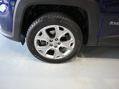 Used 2019 Jeep Renegade Limited w/ LED Lighting Group AWD/4WD image 30