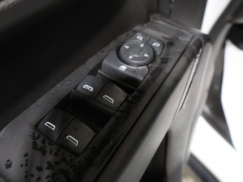 Used 2023 Chevrolet Silverado 1500 Custom image 14