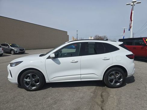Used 2023 Ford Escape ST-Line Select image 8