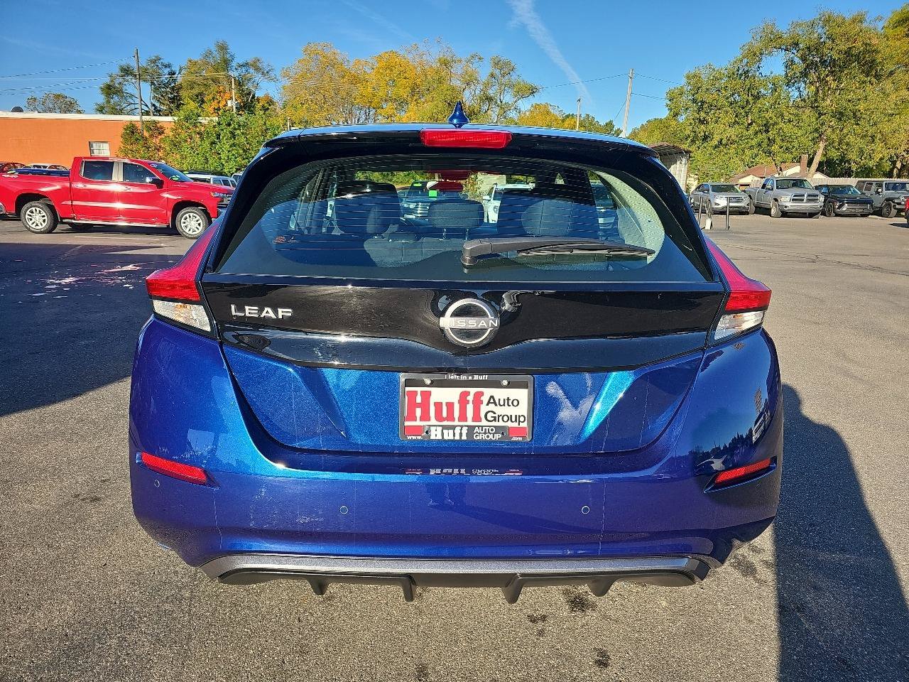 Used 2025 Nissan Leaf S FWD image 3