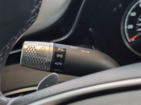 Used 2025 Genesis GV70 2.5T image 21