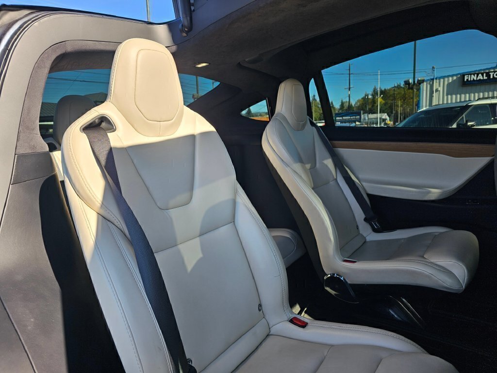 Used 2020 Tesla Model X Long Range AWD/4WD image 13