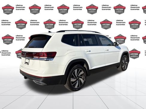 Used 2024 Volkswagen Atlas SE image 6
