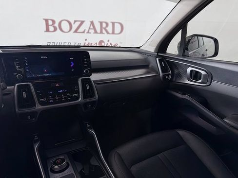 Used 2023 Kia Sorento EX AWD/4WD image 27