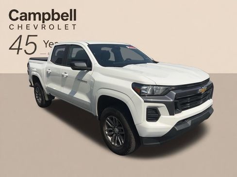 Used 2023 Chevrolet Colorado LT AWD/4WD image 39